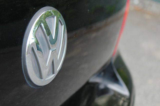 Volkswagen Golf 2003 photo 1