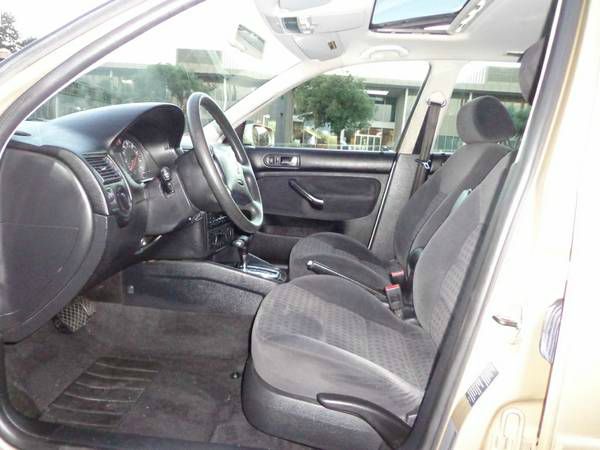 Volkswagen Golf 2003 photo 2