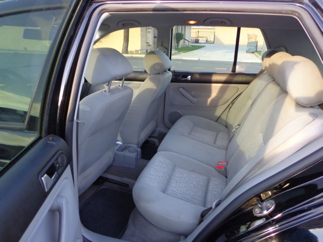 Volkswagen Golf 2005 photo 2