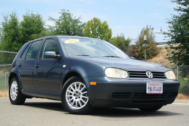 Volkswagen Golf 2005 photo 1