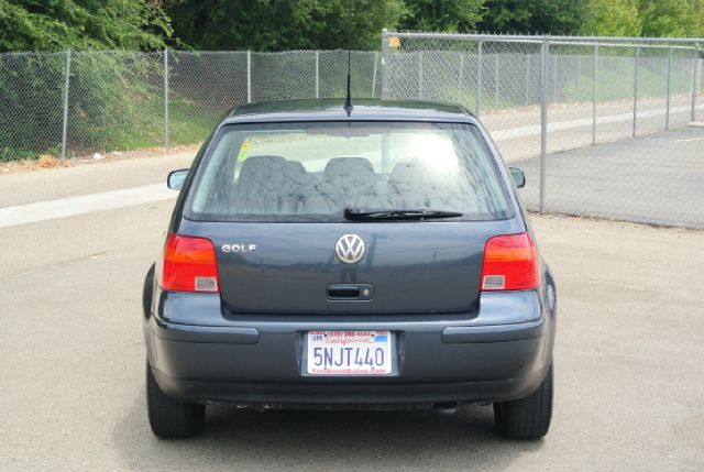 Volkswagen Golf 2005 photo 2