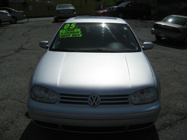 Volkswagen Golf 2005 photo 1