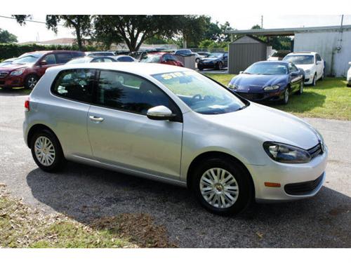 Volkswagen Golf 2010 photo 5