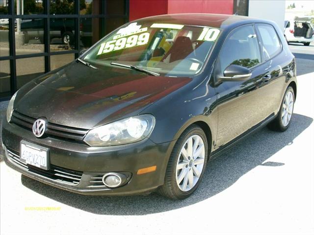 Volkswagen Golf 2010 photo 3