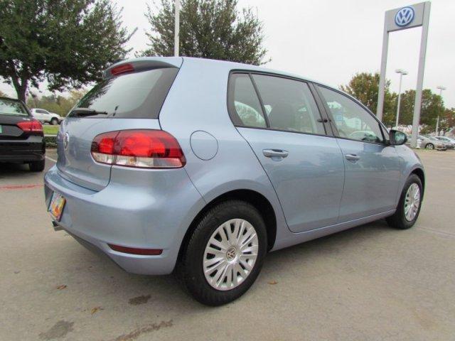 Volkswagen Golf 2011 photo 4