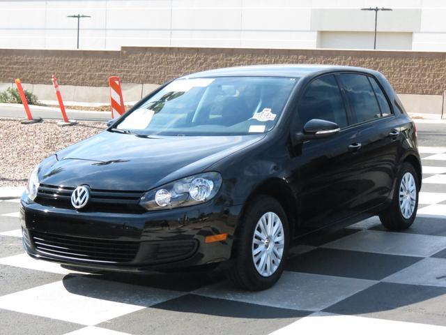 Volkswagen Golf 2011 photo 2