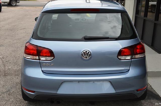 Volkswagen Golf 2011 photo 1