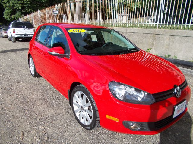 Volkswagen Golf 2011 photo 3