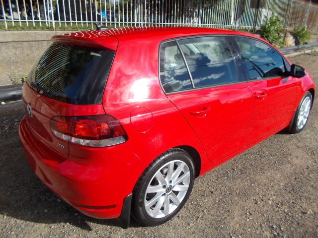 Volkswagen Golf 2011 photo 4