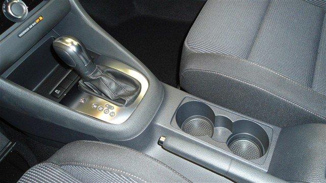 Volkswagen Golf 2012 photo 2