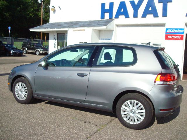 Volkswagen Golf 2012 photo 2