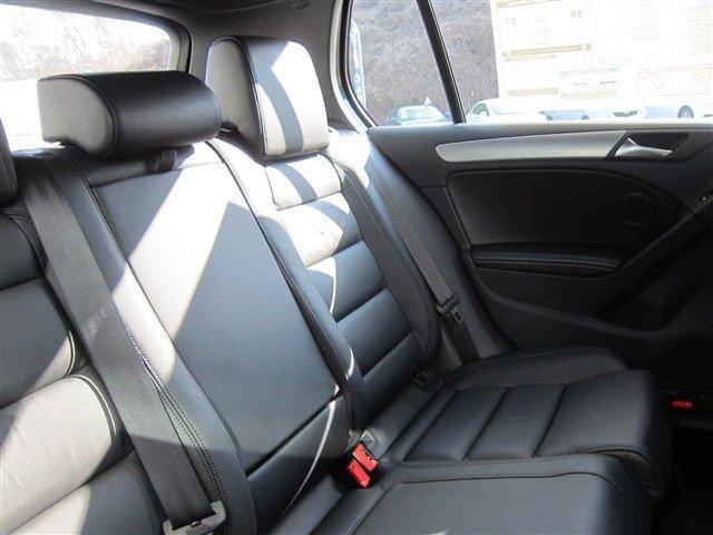 Volkswagen Golf 2012 photo 3