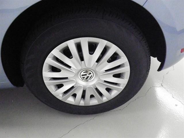 Volkswagen Golf 2012 photo 2