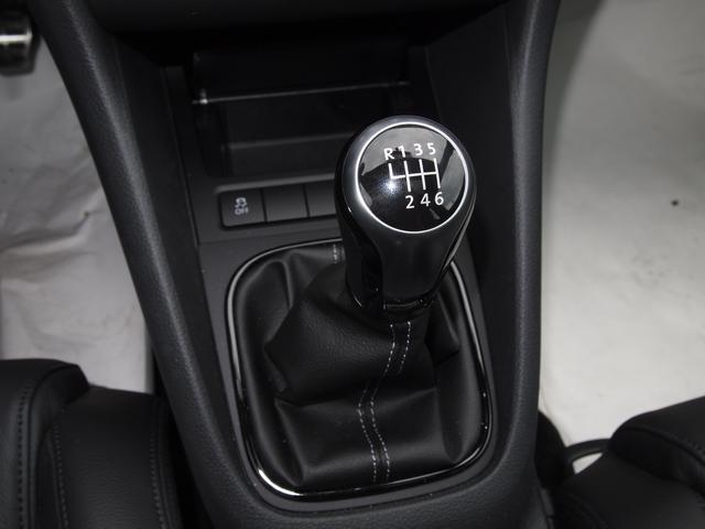 Volkswagen Golf 2013 photo 2