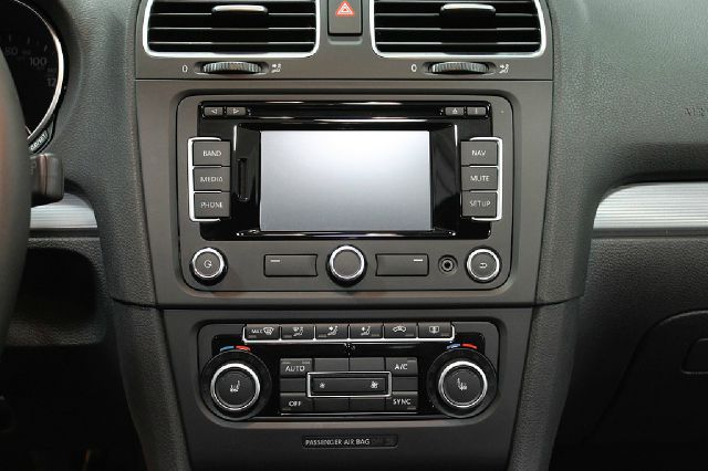 Volkswagen Golf 2013 photo 50