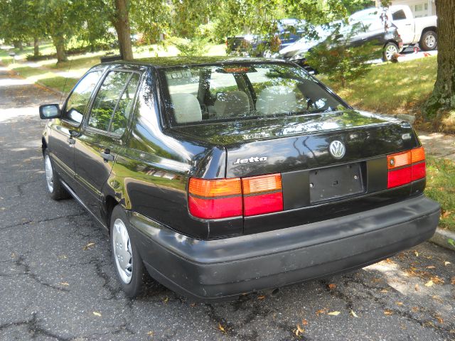 Volkswagen Jetta 1997 photo 2