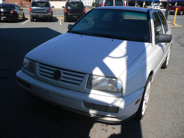 Volkswagen Jetta 1998 photo 1