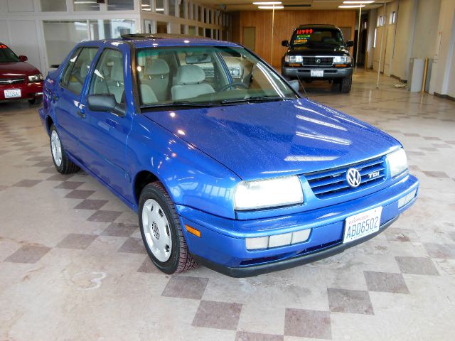 Volkswagen Jetta 1998 photo 2