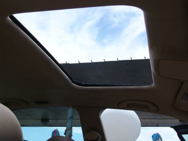 Volkswagen Jetta SE Crew Cab 4WD FFV Sedan