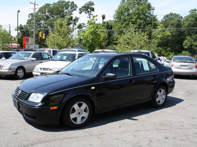 Volkswagen Jetta FWD 4dr Sport Sedan