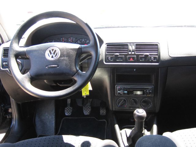 Volkswagen Jetta 2000 photo 14
