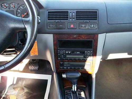 Volkswagen Jetta 2000 photo 3