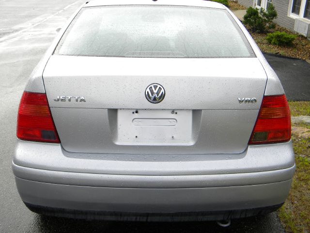 Volkswagen Jetta FX4 Off-road Pickup 4D 6 Ft Sedan