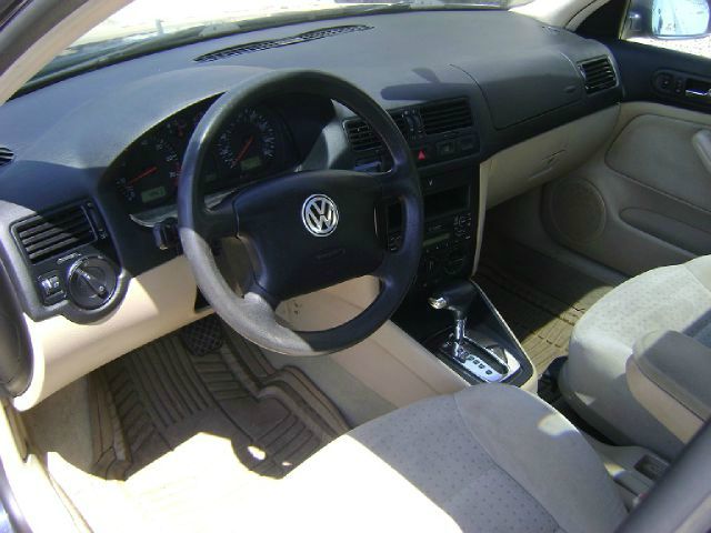 Volkswagen Jetta 2000 photo 3
