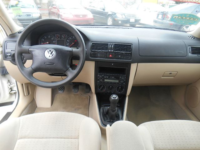 Volkswagen Jetta 2000 photo 0