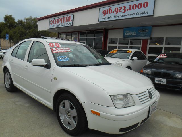 Volkswagen Jetta 2000 photo 2