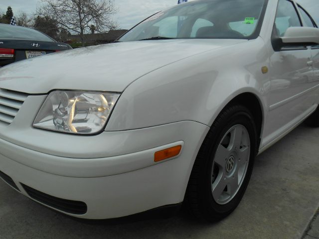 Volkswagen Jetta 2000 photo 3