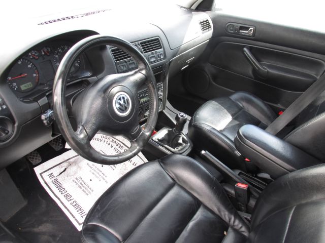 Volkswagen Jetta 2000 photo 2