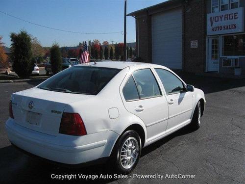 Volkswagen Jetta 2000 photo 1
