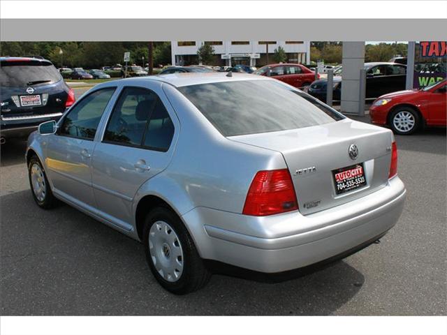 Volkswagen Jetta 2000 photo 2