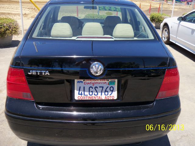 Volkswagen Jetta 2000 photo 2