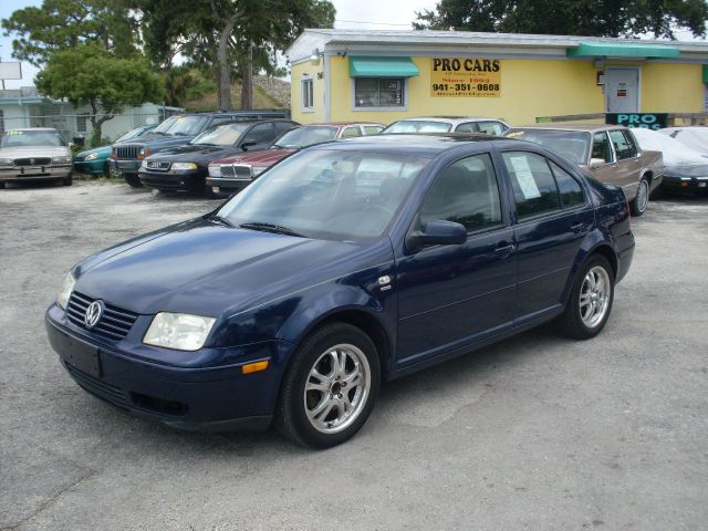 Volkswagen Jetta King Cab 4WD Sedan