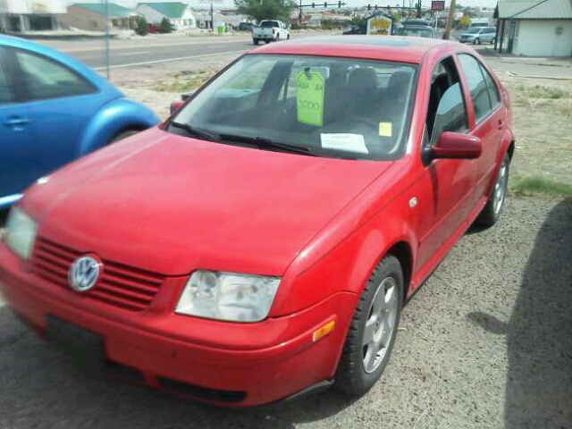 Volkswagen Jetta FWD 4dr Sport Sedan
