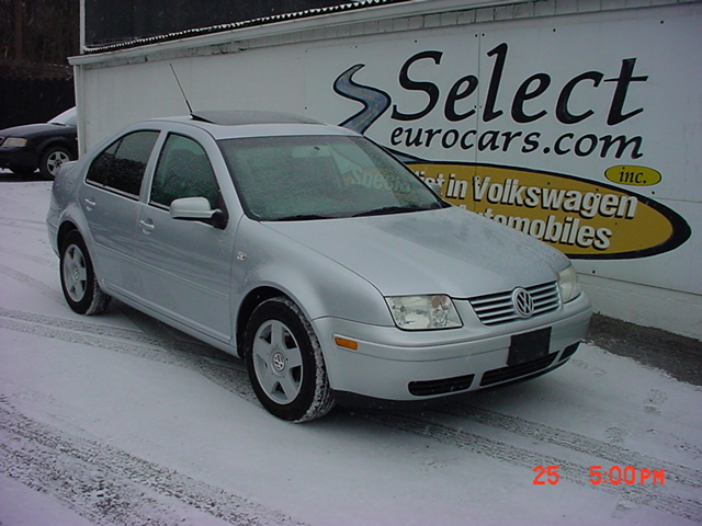 Volkswagen Jetta FWD 4dr Sport Unspecified