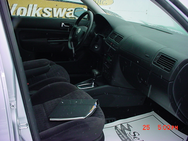 Volkswagen Jetta 2002 photo 3