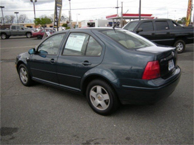 Volkswagen Jetta 2002 photo 2