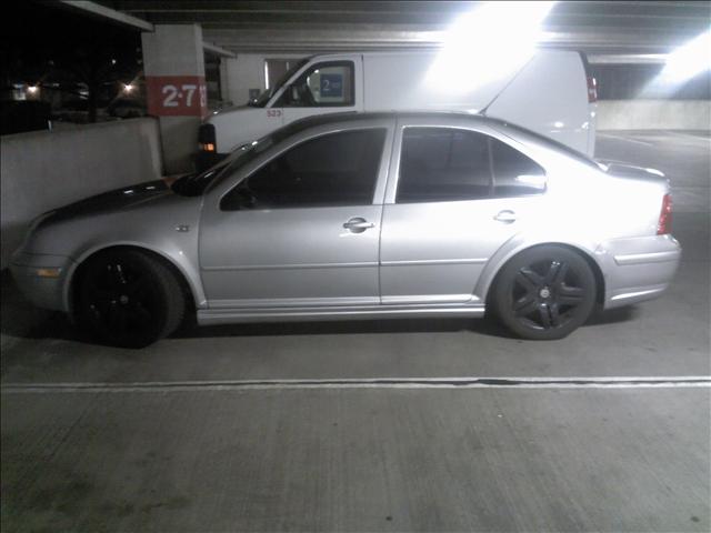 Volkswagen Jetta FWD 4dr Sport Sedan