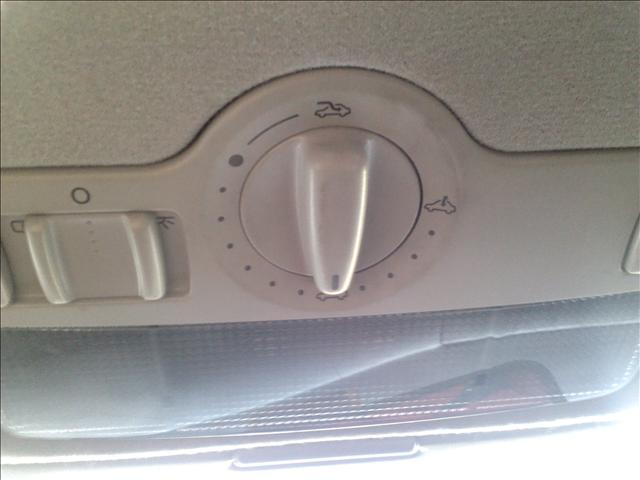 Volkswagen Jetta 2002 photo 4