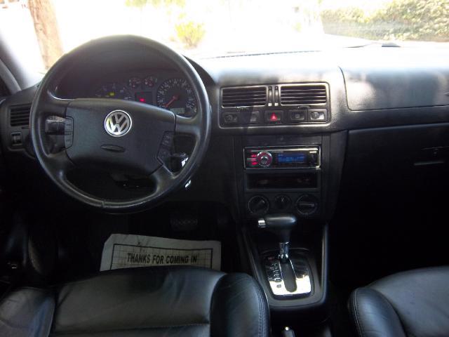 Volkswagen Jetta 2002 photo 4
