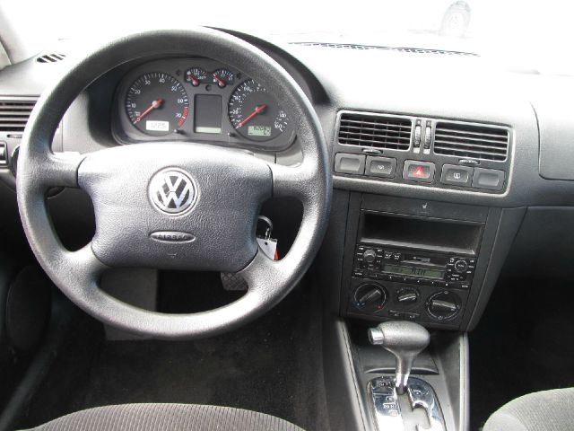 Volkswagen Jetta 2002 photo 3