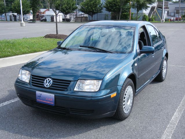 Volkswagen Jetta King Cab 4WD Sedan