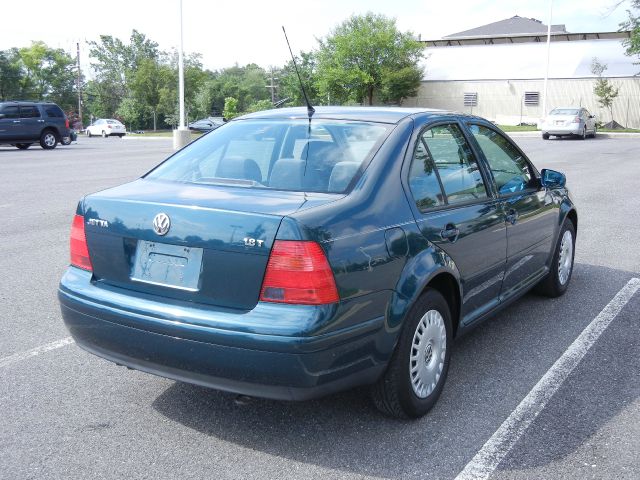 Volkswagen Jetta 2002 photo 4