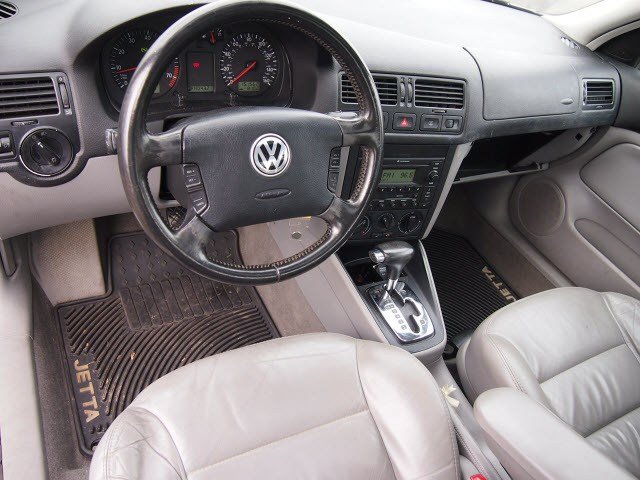 Volkswagen Jetta 2002 photo 4