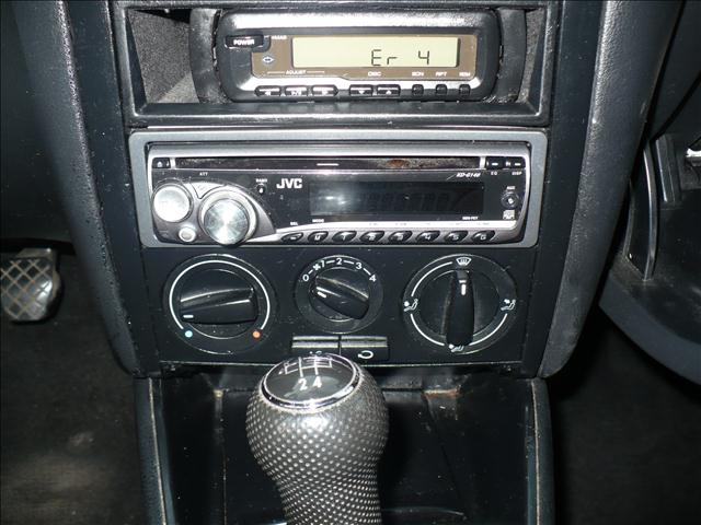 Volkswagen Jetta 2002 photo 5