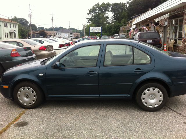 Volkswagen Jetta King Cab 4WD Sedan