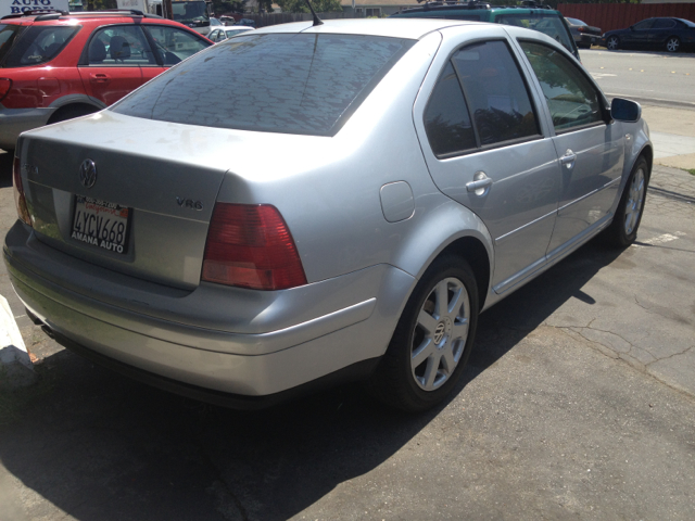 Volkswagen Jetta 2002 photo 1